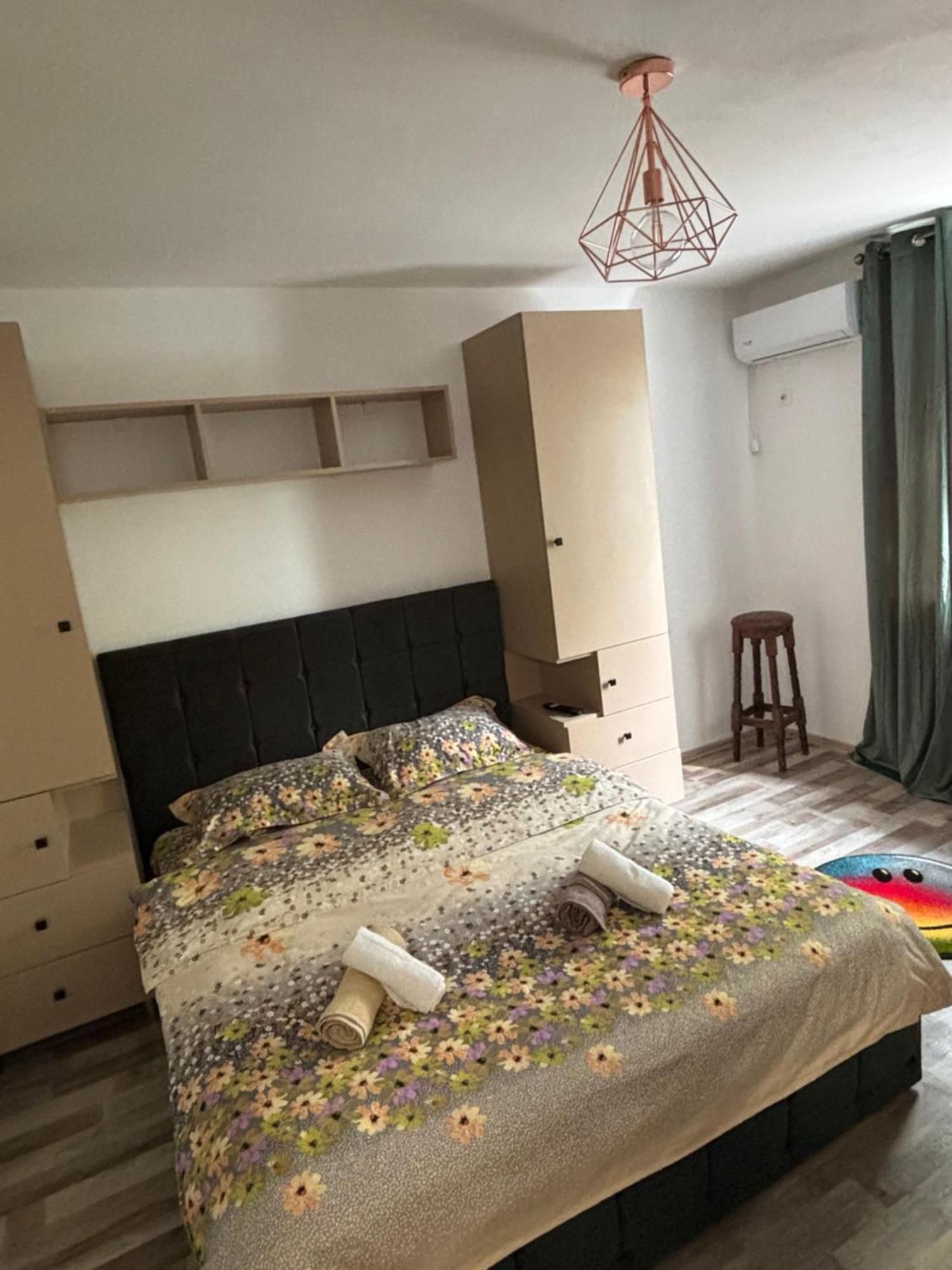 Select Apartament Bvd Stefan Cel Mare ヤシ エクステリア 写真