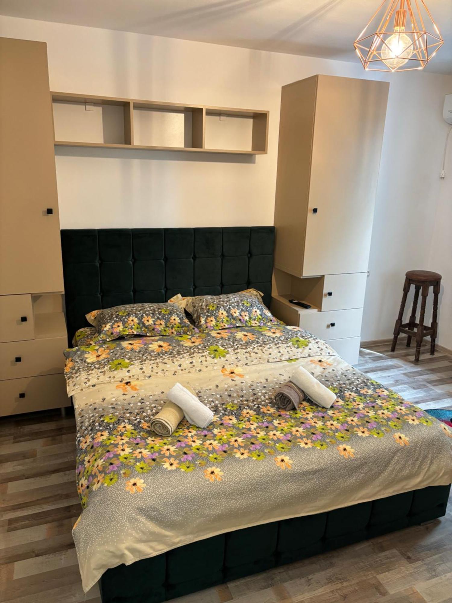 Select Apartament Bvd Stefan Cel Mare ヤシ エクステリア 写真